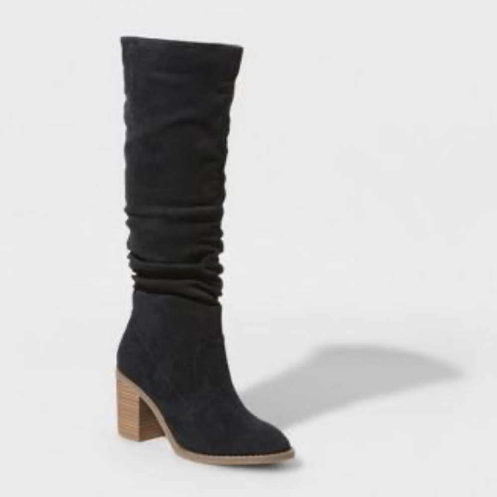 WIDE CALF Universal Thread black Lainee Scrunch Boot in women’s size 10
